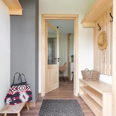 Chalet Gorski & Polny Kwiat *